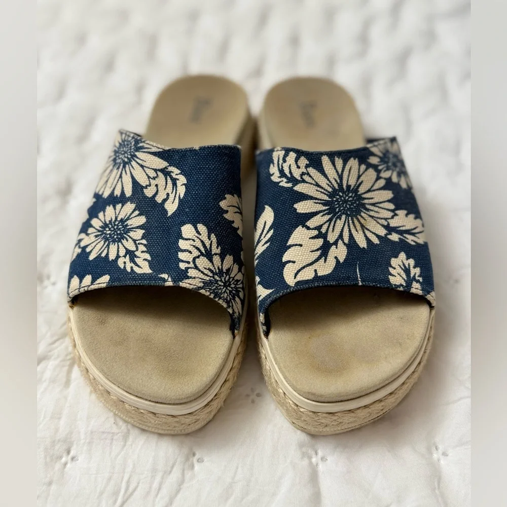 BASS Women’s Holiday Hawaiian Floral Blue Espadrille Slides Size 7M Vintage Y2K